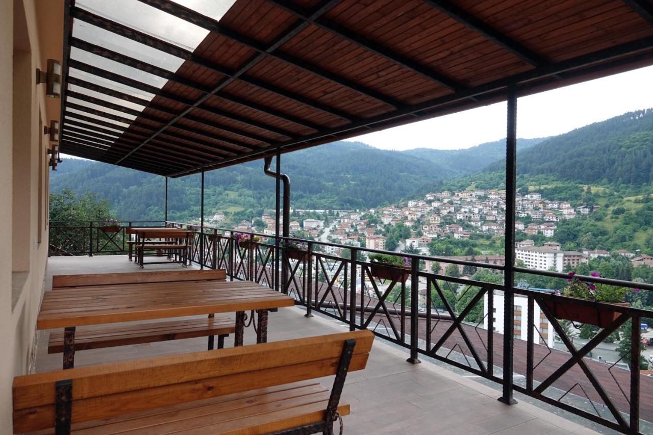 Hotel de apartamente борник хил / Bornik Hill